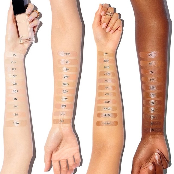 Dior Forever Skin Glow Radiant Foundation -24h Wear and Hydration, 5N NWOB - Picture 4 of 9